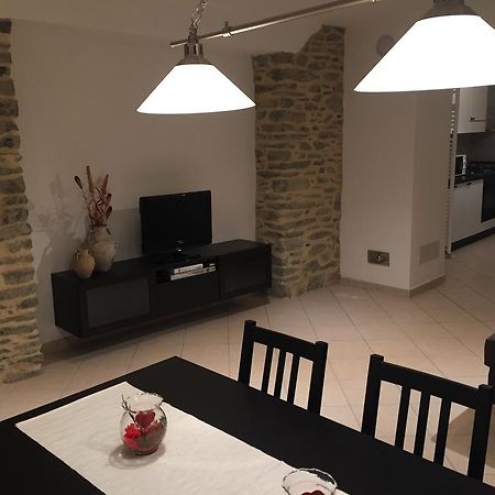 Appartamento Le Bourneau Aosta Buitenkant foto