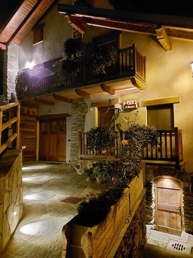 Appartamento Le Bourneau Aosta Buitenkant foto